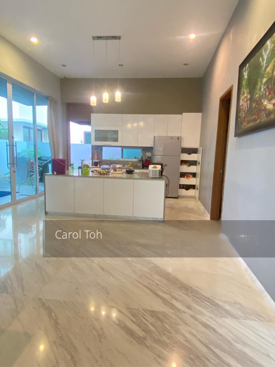 Jalan Pari Burong (D16), Semi-Detached #355653461